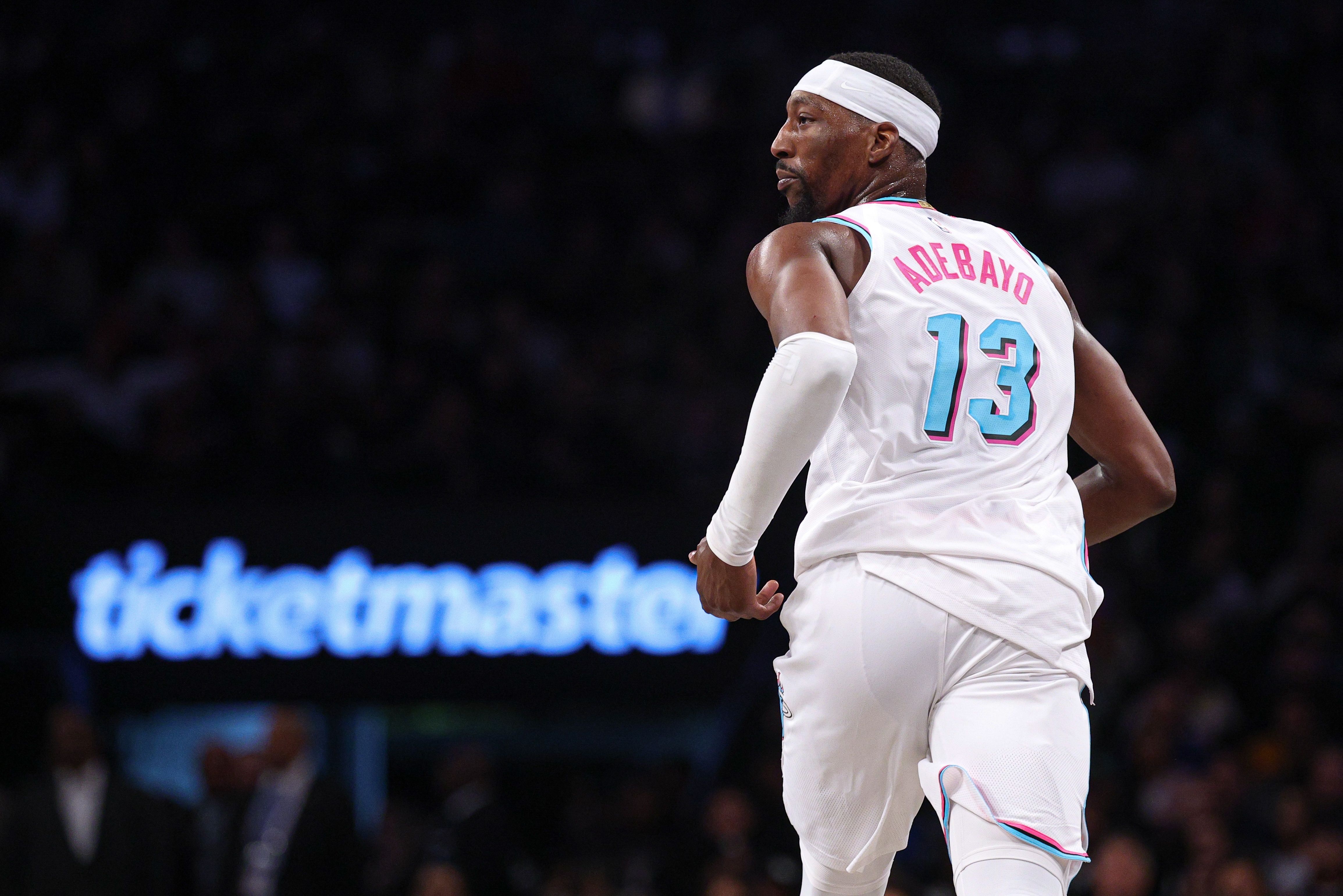 爱游戏入口-帕森斯：得分手们意识到了得分纪录并非遥不可及 定会全力追逐它